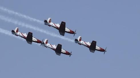 Ejercicio de exhibición aérea en Israel. 