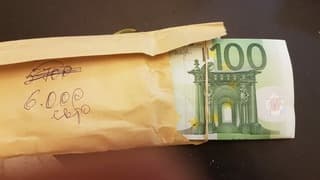 Mendy Dinero Sillón
