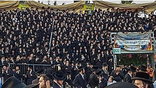 Celebración ultraortodoxa de Lag B'Omer en 2019. 