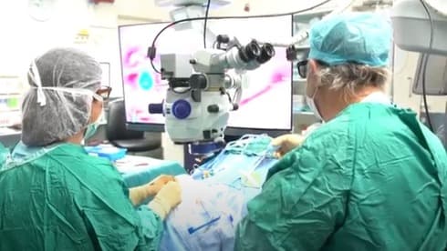 La innovadora técnica quirúrgica se implementó por primera vez en Israel y por quinta vez en todo el mundo. (Hospital Beilinson) Cirugía