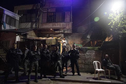 Fuerzas israelíes protegen la vivienda de una familia judía en el barrio Sheikh Jarrah, Jerusalem Este. 
