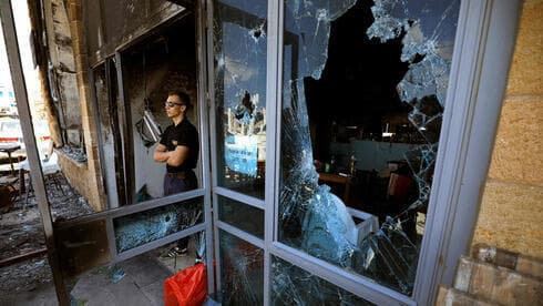 Negocios destruidos tras los disturbios en Acre. 