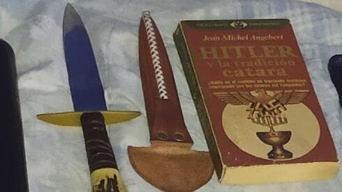 Los sospechosos detenidos en Tucumán tenían en su poder armas y literatura nazi. 