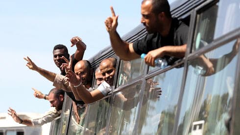 Prisioneros palestinos liberados a cambio del regreso del soldado israelí Gilad Shalit. 