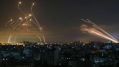 La Cúpula de Hierro en acción, tras el lanzamiento de cohetes desde Gaza durante los combates de mayo. (AFP) La Cúpula de Hierro en acción, tras el lanzamiento de cohetes desde Gaza.