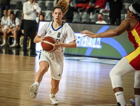 Eden Rotberg, estrella de la selección de Israel de básquetbol femenino. 