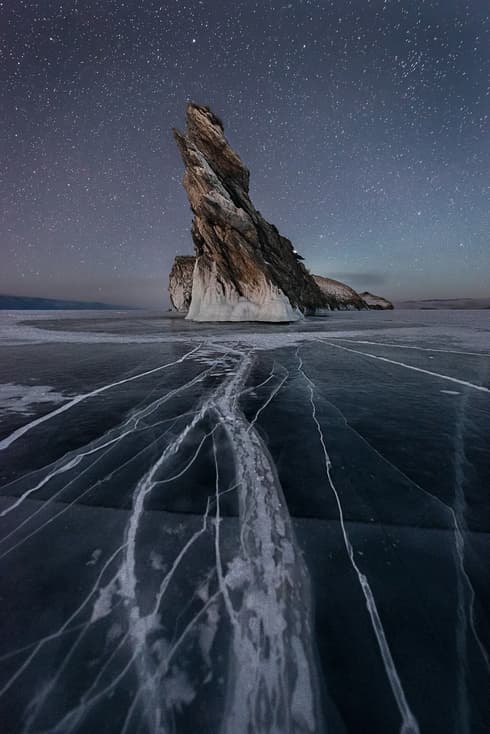 "El dragón dormido", de Amos Ravid. 