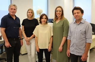 Equipo de investigación de la Universidad de Tel Aviv que participó en la excavación. 