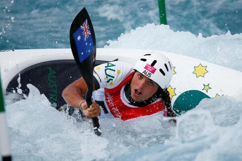 Jessica Fox, piragüista australiana, y medallista olímpica. Es hija de una madre judía que también es su entrenadora. (Reuters) Fox