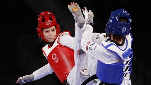 Avishag Semberg durante el partido por la medalla de bronce contra la vietnamita Truong Thi Kim Tuyen. (EPA) Avishag Semberg durante el partido por la medalla de bronce contra la vietnamita Truong Thi Kim Tuyen.
