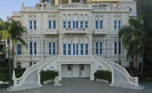 La fachada del Museo Sursock fue reconstruida. 