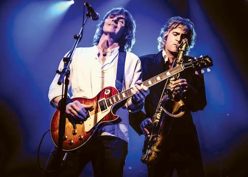 The Dire Straits Experience. 