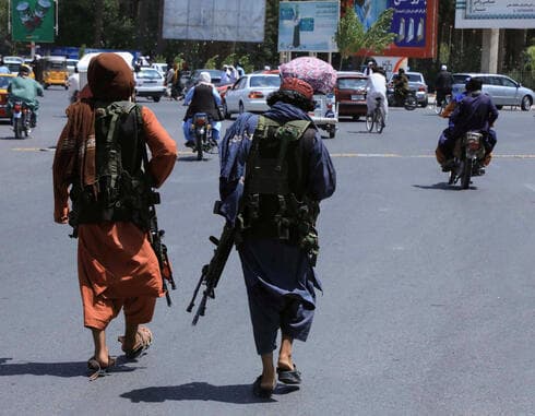 Combatientes del Talibán en la ciudad de Herat.