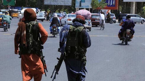 Combatientes del Talibán en la ciudad de Herat.