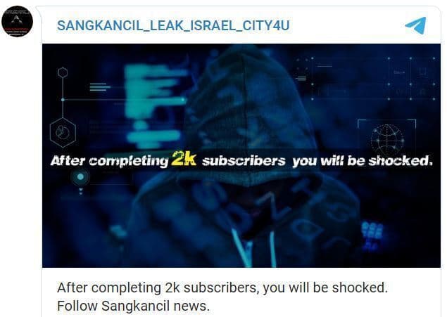 Publicación del hacker en la que advierte que revelará más información cuando alcance los 2.000 seguidores. (Captura de pantalla) Publicación del hacker en la que advierte que revelará más información cuando alcance los 2.000 seguidores.