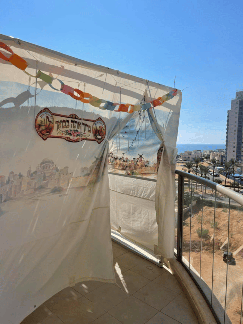 La Suká con vista al mar de la familia Tenetman en Netanya.