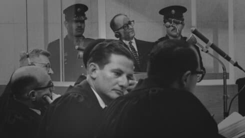 El juicio al lerarca nazi Adolf Eichmann, reflejado en el documental. (El Número Redondo) El Número Redondo Documental