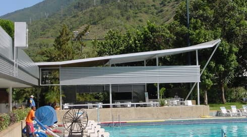 Piscina del club social Hebraica en Caracas.