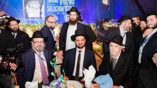 El gran rabino de Irán, Yehuda Garami, fue honrado en la conferencia de Jabad Lubavitch en Nueva York.