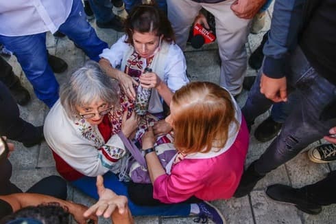 La organización Mujeres del Muro de los Lamentos reclama por espacios igualitarios para todas las corrientes religiosas. (TPS) Muro de los Lamentos Mujeres