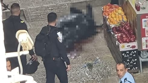 Escena del atentado en la Ciudad Vieja de Jerusalem.