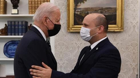 Biden y Bennett. 