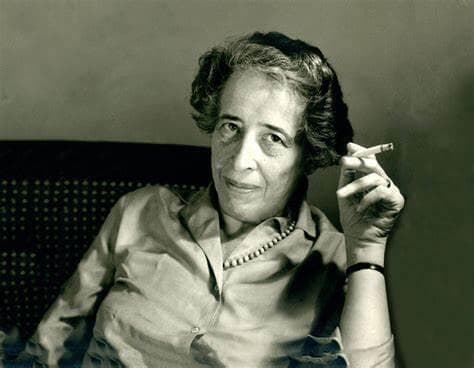 La filósofa alemana Hannah Arendt. 