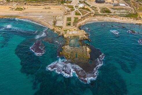 Cesarea Marítima Promontorio Palacio de Herodes el Grande. 