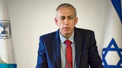 Director general del Ministerio de Salud, Prof. Nachman Ash. 