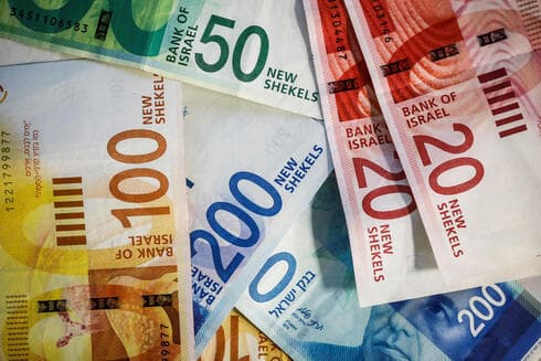 El costo para la economía israelí serían 2.000 millones de shekels cada 20 días. (Reuters) Shekels