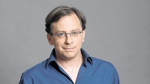 Nadav Eyal 