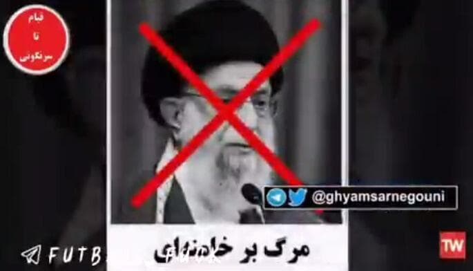 Alí Khamenei, el líder supremo de Irán, que muchos quisieran ver que no figurara en la red social ahora controlada por Musk. (Ynet) Khamenei TV Irán