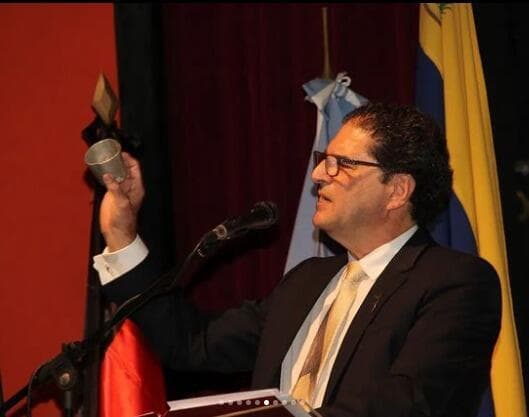 Conmemoración en Memoria de las Víctimas del Holocausto en Caracas. 