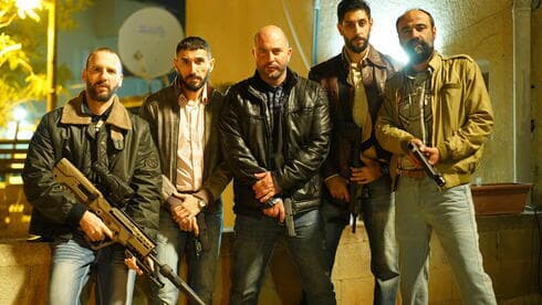 Los protagonistas del exitoso programa israelí "Fauda". La industria del cine y la televisión empieza a verse afectada. (Gentileza Yes) Los protagonistas del exitoso programa israelí "Fauda".