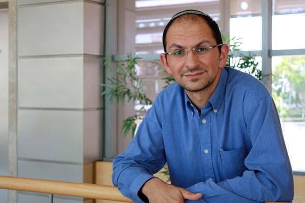 Prof. Cyrille Cohen. 