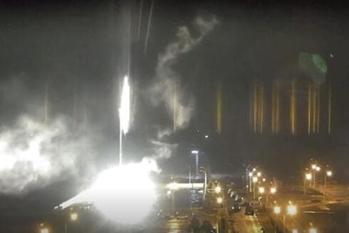 Incendio en la planta nuclear de Zaporizhzhia, en la ciudad de Enerhoda, Ucrania. (AP) Incendio en la planta nuclear de Zaporizhzhia, en la ciudad de Enerhoda, Ucrania.