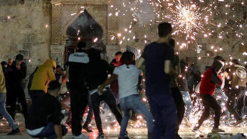 Momento de los incidentes entre israelíes y palestinos registrados durante el Ramadán en 2021. 