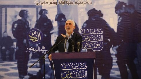 El líder de Hamás en Gaza, Yahya Sinwar, amenaza a Israel por los disturbios de Al Aqsa. El líder de Hamás en Gaza, Yahya Sinwar, amenaza a Israel por los disturbios de Al Aqsa.