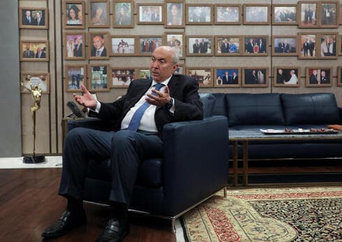 Fouad Makhzoumi, empresario suní y diputado.