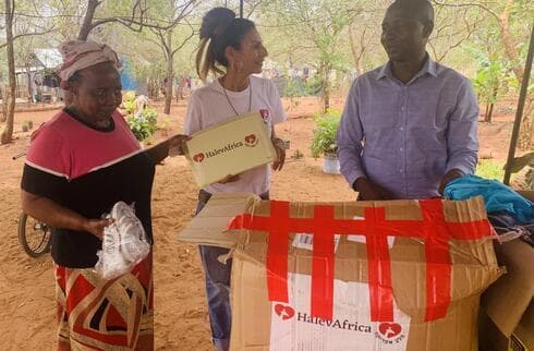 Cuando regresa a Israel, Ayelet sólo piensa en volver a ayudar a sus huérfanos en Tanzania. (Gentileza) Ayelet Israeli