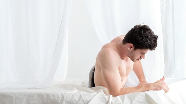 Los hombres circuncidados no pueden elegir. 