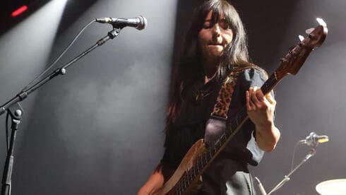 La bajista de Pixies, Paz Lenchantin.