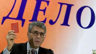  "No sabía sobre la obligación de reportar la doble ciudadanía", se defendió Guzmán. 