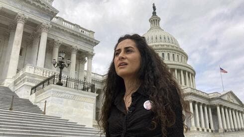 Lina Abu Akleh, sobrina de la periodista asesinada de Al Jazeera Shireen Abu Akleh. (AP) Lina Abu Akleh, sobrina de la periodista asesinada de Al Jazeera Shireen Abu Akleh.