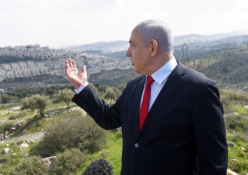 Benjamín Netanyahu presenta el plan de anexión en el Valle del Jordán de Cisjordania. (Reuters) Benjamín Netanyahu presenta el plan de anexión en el Valle del Jordán de Cisjordania.