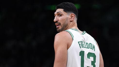 Enes Kanter Freedom, cuando jugaba en los Boston Celtics. 