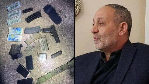 Armas y dinero en efectivo confiscados en la redada de Jenin, cuando fue detenido Bassam al Saadi. (Policía de Israel) Armas y dinero en efectivo confiscados en la redada de Jenin, cuando fue detenido Bassam al Saadi.
