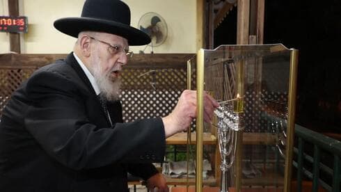 El rabino Shalom Cohen, líder religioso del partido Shas, muere a los 91 años. (Shai Yerushalmi) El rabino Shalom Cohen, líder religioso del partido Shas, muere a los 91 años.