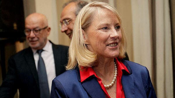 Tracy Chamoun, ex embajadora libanesa y nieta del difunto presidente Camille Chamoun (Anwar AMRO / AFP) Tracy Chamoun, ex embajadora libanesa y nieta del difunto presidente Camille Chamoun