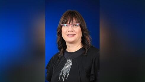 Rachel Pisam, ultraortodoxa, desde ahora tendrá un alto cargo de el servicio de bomeros y rescate. (Ynet) Rachel Pisam, ultraortodoxa, desde ahora tendrá un alto cargo de el servicio de bomeros y rescate.